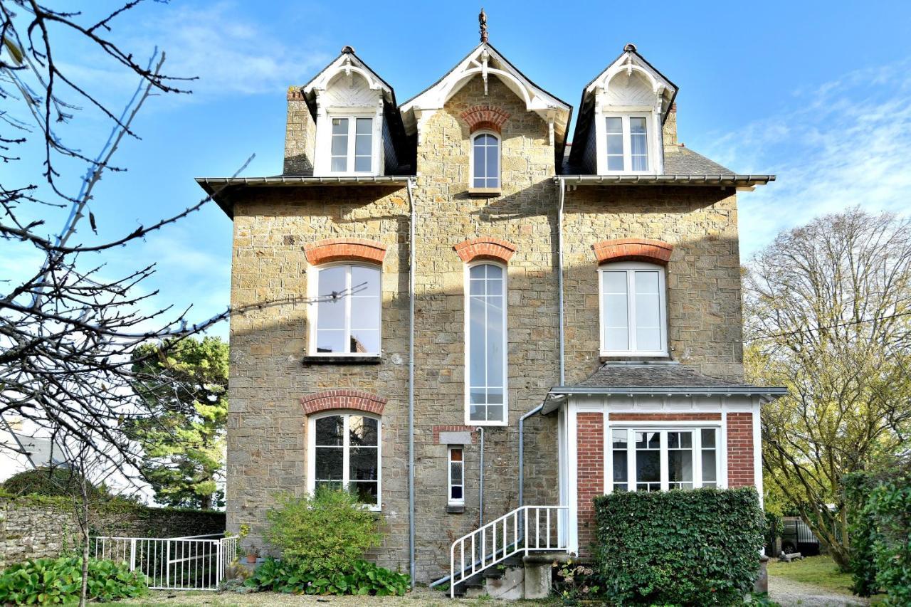 La Brise Cancalaise - Maison Typique Avec Vue Mer Cancale Eksteriør bilde